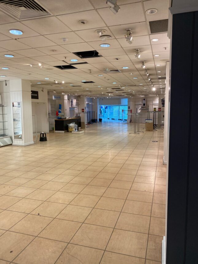 Surry Quays Climbing Walls